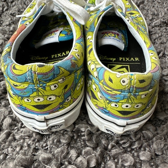Vans X Toy Story Shoes Kids Size 4 Glow In The Dark Aliens Pixar Disney Collab - Picture 7 of 15